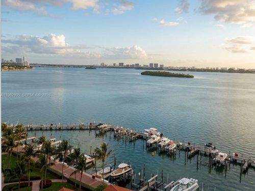 1401-4000 Towerside Ter, Miami, FL, 33138-2235 | Card Image