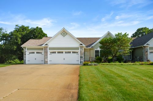 3229 Nighthawk Ln, Battle Creek, MI, 49015-7640 | Card Image
