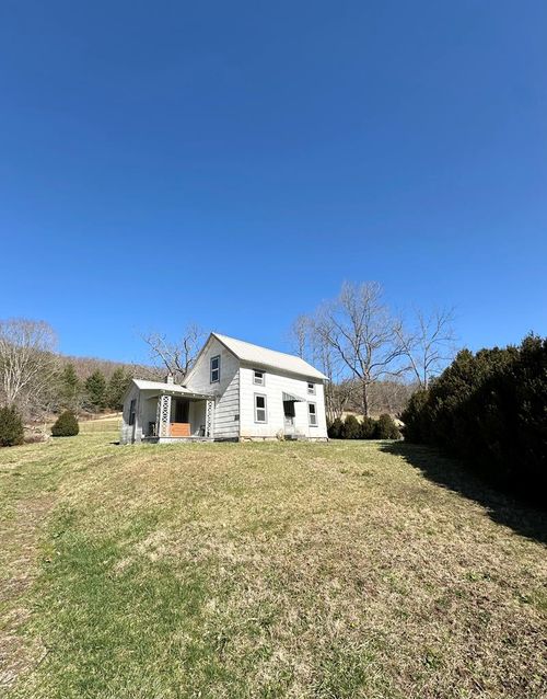 2517 Cedar Springs Rd, Sugar Grove, VA, 24375-3230 | Card Image