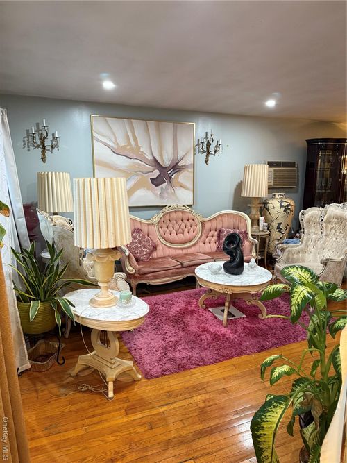 13639 220th Pl, Laurelton, NY, 11413-2330 | Card Image