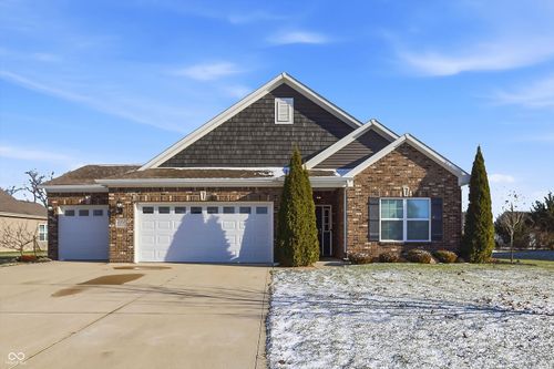 121 Halldale Dr, Whiteland, IN, 46184-7005 | Card Image