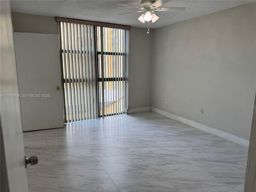 322-4-11800 Sw 18th St, Miami, FL, 33175 | Card Image