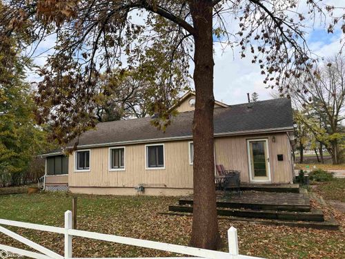 211 Mars Hill Dr, Clear Lake, IA, 50428-1336 | Card Image