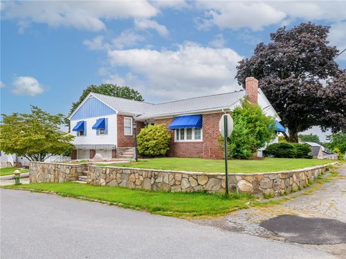 47 Homeland St, Johnston, RI, 02919-5170 | Card Image