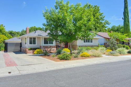 5861 Brandon Way, Sacramento, CA, 95820 | Card Image