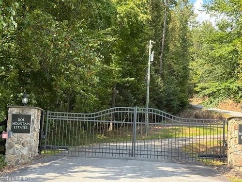 16 Turkey Trl, Mc Grady, NC, 28649 | Card Image