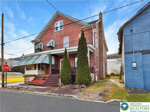 203 W Mill St, Nesquehoning, PA, 18240-1226 | Card Image