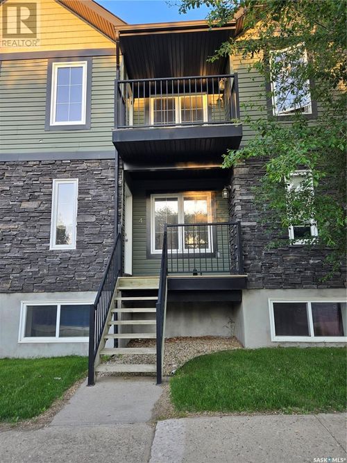 4-1237 Third St, Estevan, SK, S4A0R8 | Card Image