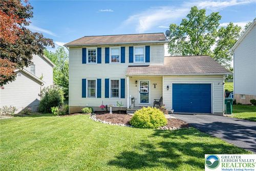 1231 Ann Marie St, EASTON, PA, 18045-6033 | Card Image