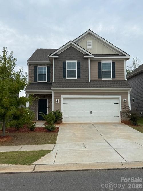 352 Runner Stone Ln, Fort Mill, SC, 29715-2546 | Card Image