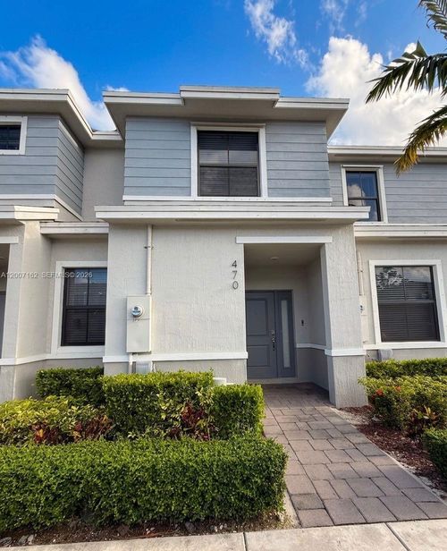 470 Ne 12th St, Florida City, FL, 33034-2327 | Card Image