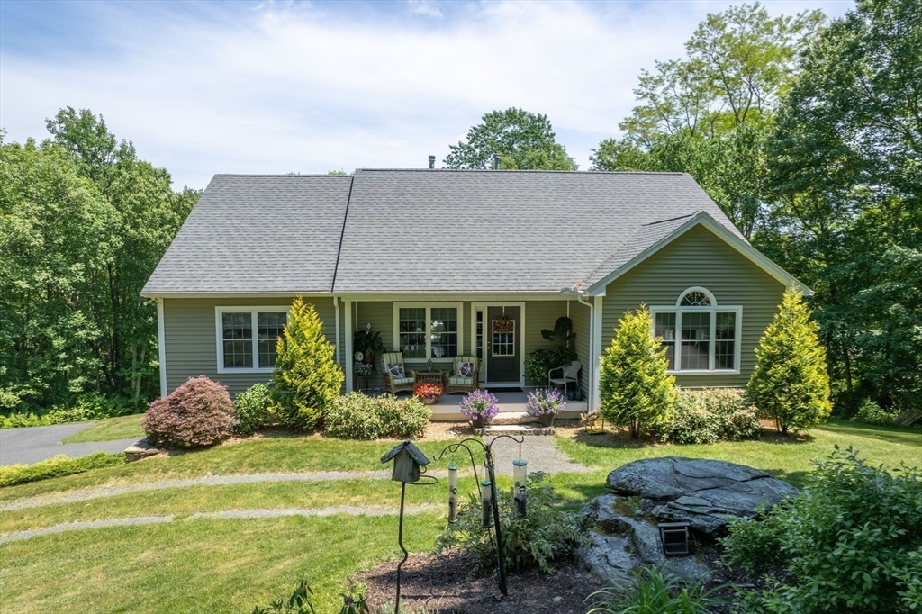 Collins Rd, Hardwick, MA 01082