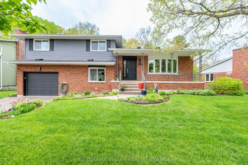 127 Frontenac Cres, Deep River, ON, K0J1P0 | Card Image