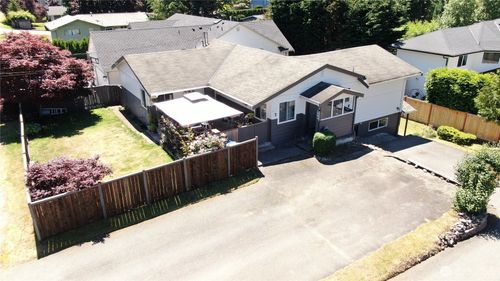 1254 8th Ave S, Edmonds, WA, 98020-6631 | Card Image