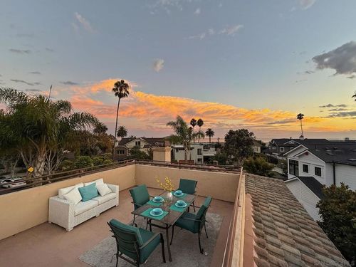 1100 Pine St, Coronado, CA, 92118-2722 | Card Image