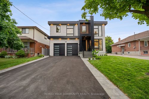 14 Ranwood Dr, North York, ON, M9N3E9 | Card Image
