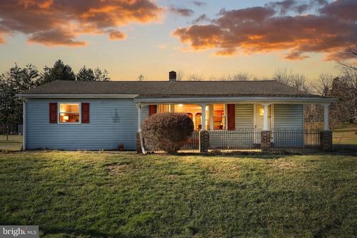 1806 Virginia Ave, DOVER, PA, 17315-3868 | Card Image