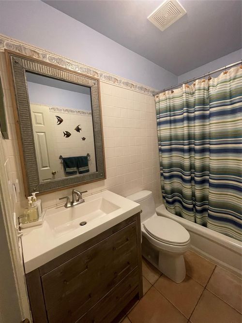 20 Deborah Dr, Westhampton Beach, NY, 11978-1450 | Card Image