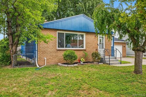 39 Lemoine Ave, Cheektowaga, NY, 14227-1012 | Card Image