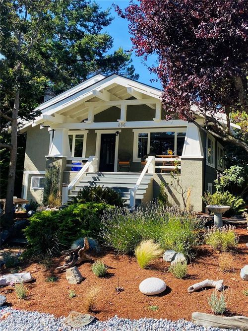 886 Maddison St, Victoria, BC, V8S4C2 | Card Image