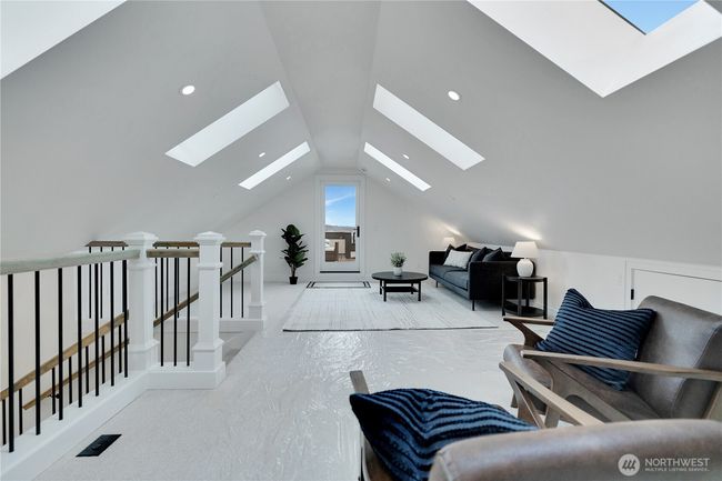 *photo is of a different unit - staged* | Image 20