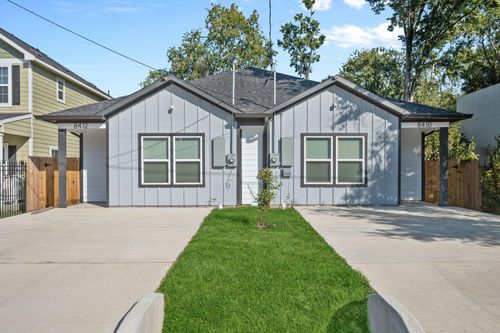 8412 Sunnyhill St, Houston, TX, 77088-5744 | Card Image