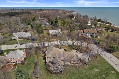 130 Lamplighter Lane, Wind Point, WI, 53402 | Card Image
