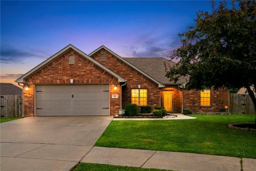 801 E Marietta Ct, Rogers, AR, 72758-7551 | Card Image