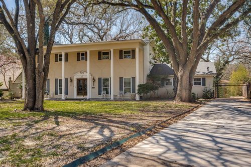 4316 Springbranch Dr, Benbrook, TX, 76116-7656 | Card Image