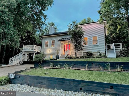 124 Shore Rd, ARNOLD, MD, 21012-1016 | Card Image