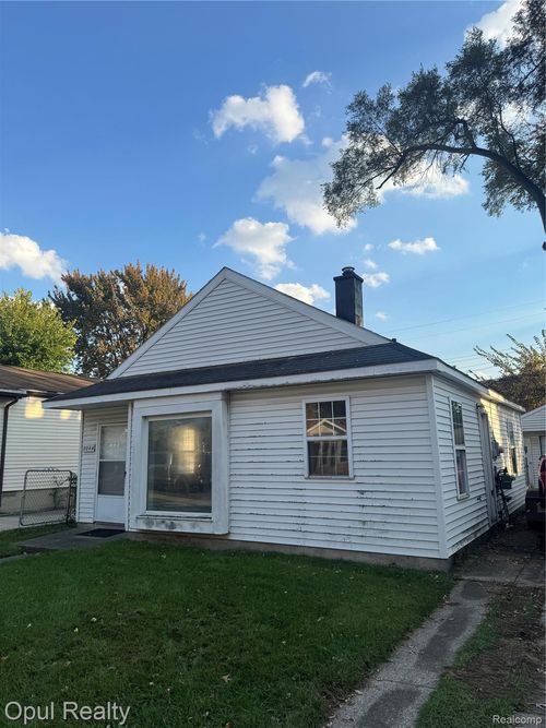 2044 Garfield Street, Ferndale, MI, 48220 | Card Image