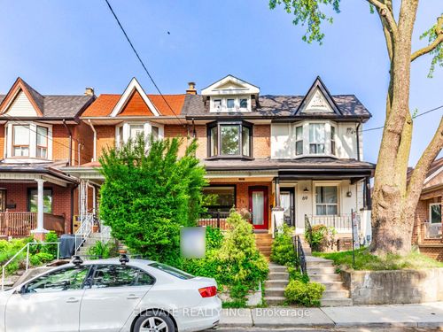 71 Nairn Ave, Toronto, ON, M6E4G8 | Card Image