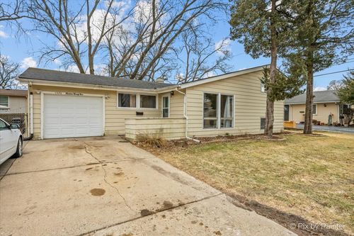 1429 Kings Rd, Carpentersville, IL, 60110-1162 | Card Image