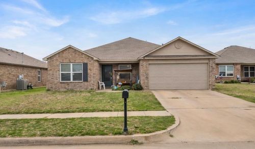 7713 Lipizzan Road, Oklahoma City, OK, 73132 | Card Image