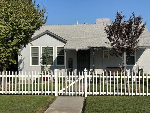 1112 Sonoma Ave, Chowchilla, CA, 93610-2236 | Card Image