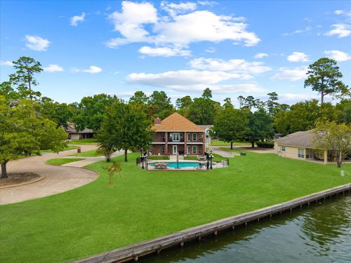 2906 Penninsula Pt, Montgomery, TX, 77356-8915 | Card Image