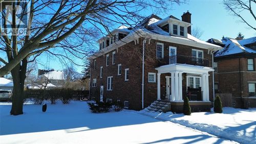 326 Vidal Street N, Sarnia, ON, N7T5Y6 | Card Image