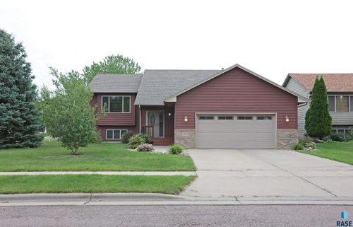 4400 E 38th St, Sioux Falls, SD, 57103-6568 | Card Image