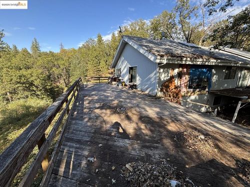 16584 Kiwi Rd, Grass Valley, CA, 95949-8753 | Card Image