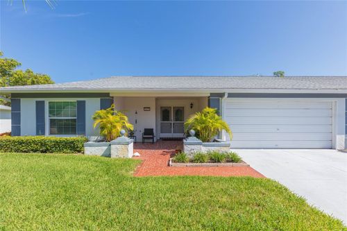 8423 Pebble Dr, Port Richey, FL, 34668-2417 | Card Image