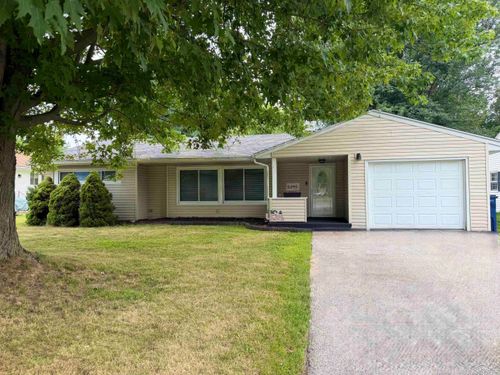 5395 Weiss St, Saginaw, MI, 48603-3756 | Card Image