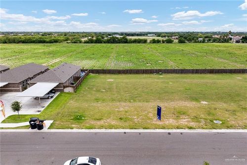 820 W Sunset Valley St, Alton, TX, 78573-2220 | Card Image