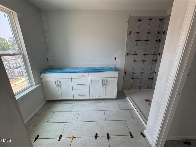 Primary Bathroom | Image 14