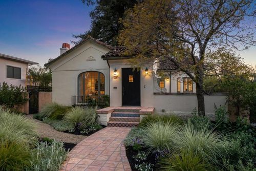 957 University Dr, Menlo Park, CA, 94025-5331 | Card Image