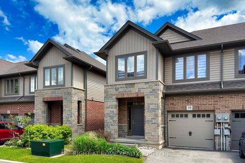 71 Southshore Cres, Stoney Creek, ON, L8E0J3 | Card Image