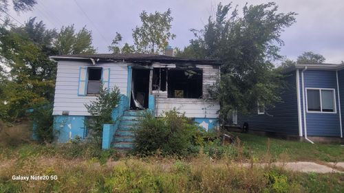 824 E 15th Ave, Gary, IN, 46407-1523 | Card Image