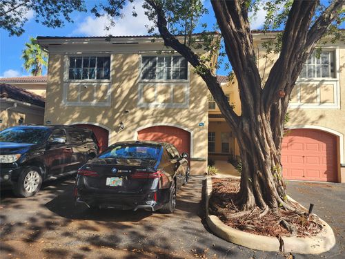 apt-102-2549 Centergate Dr, Miramar, FL, 33025-7296 | Card Image