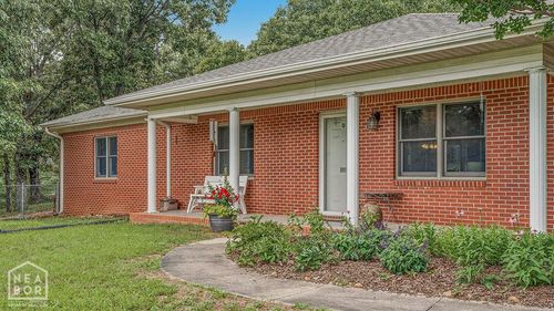 4501 Mount Carmel Rd, Jonesboro, AR, 72404-9037 | Card Image