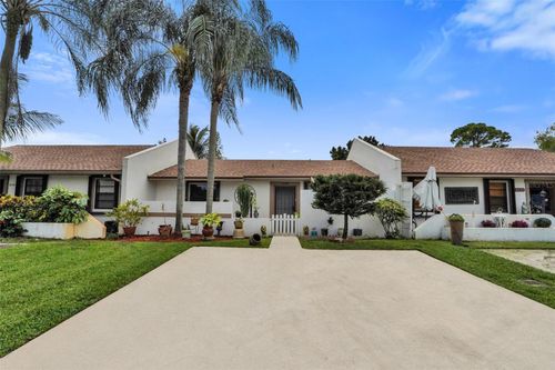 6120 Fairfield Cir, GREENACRES, FL, 33463-3051 | Card Image