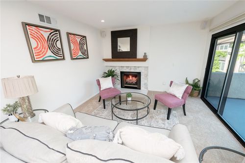 unit-238-6716 Clybourn Ave, North Hollywood, CA, 91606-2272 | Card Image